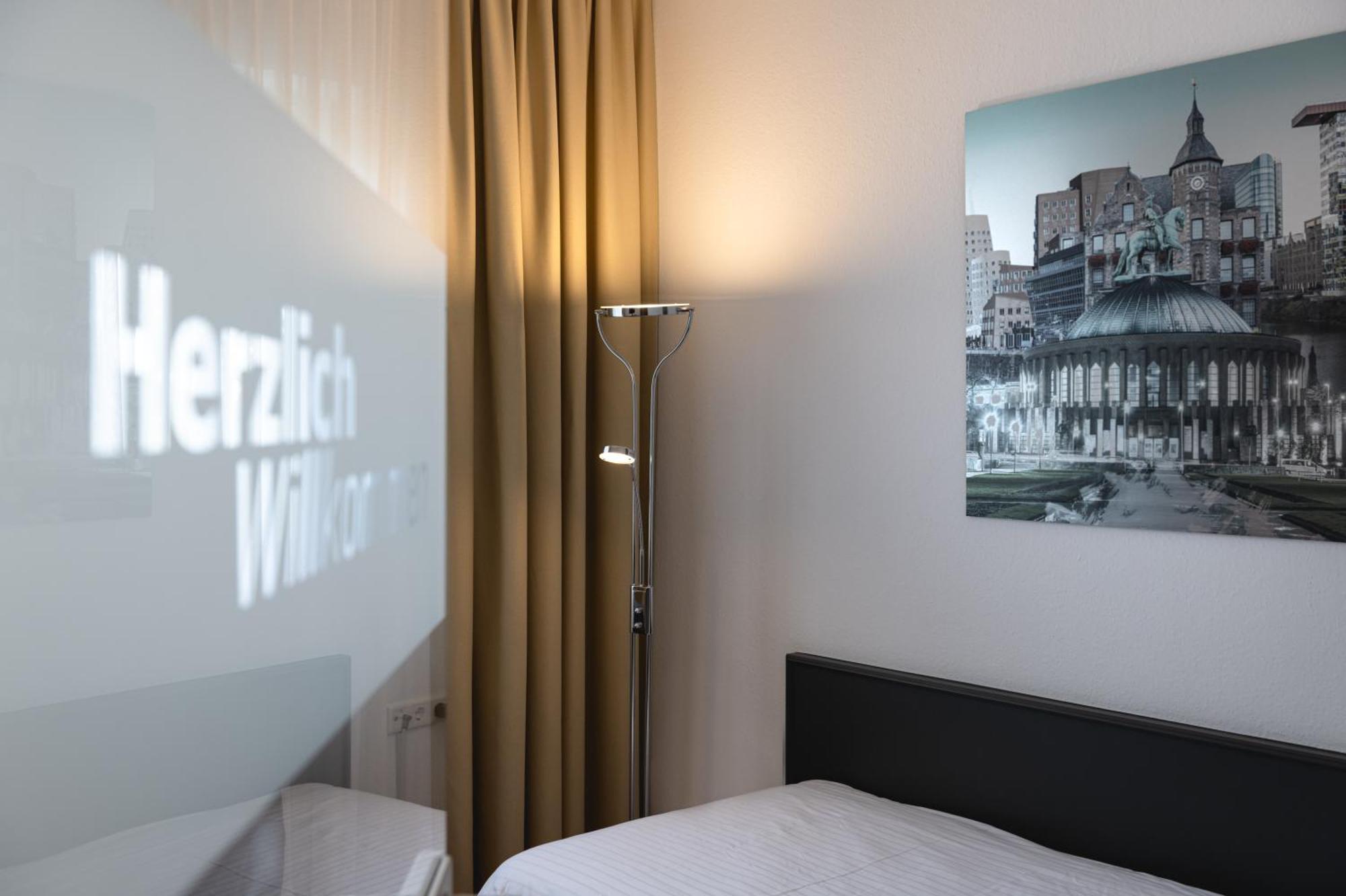 فندق دوسلدورففي  فندق أسترا المظهر الخارجي الصورة